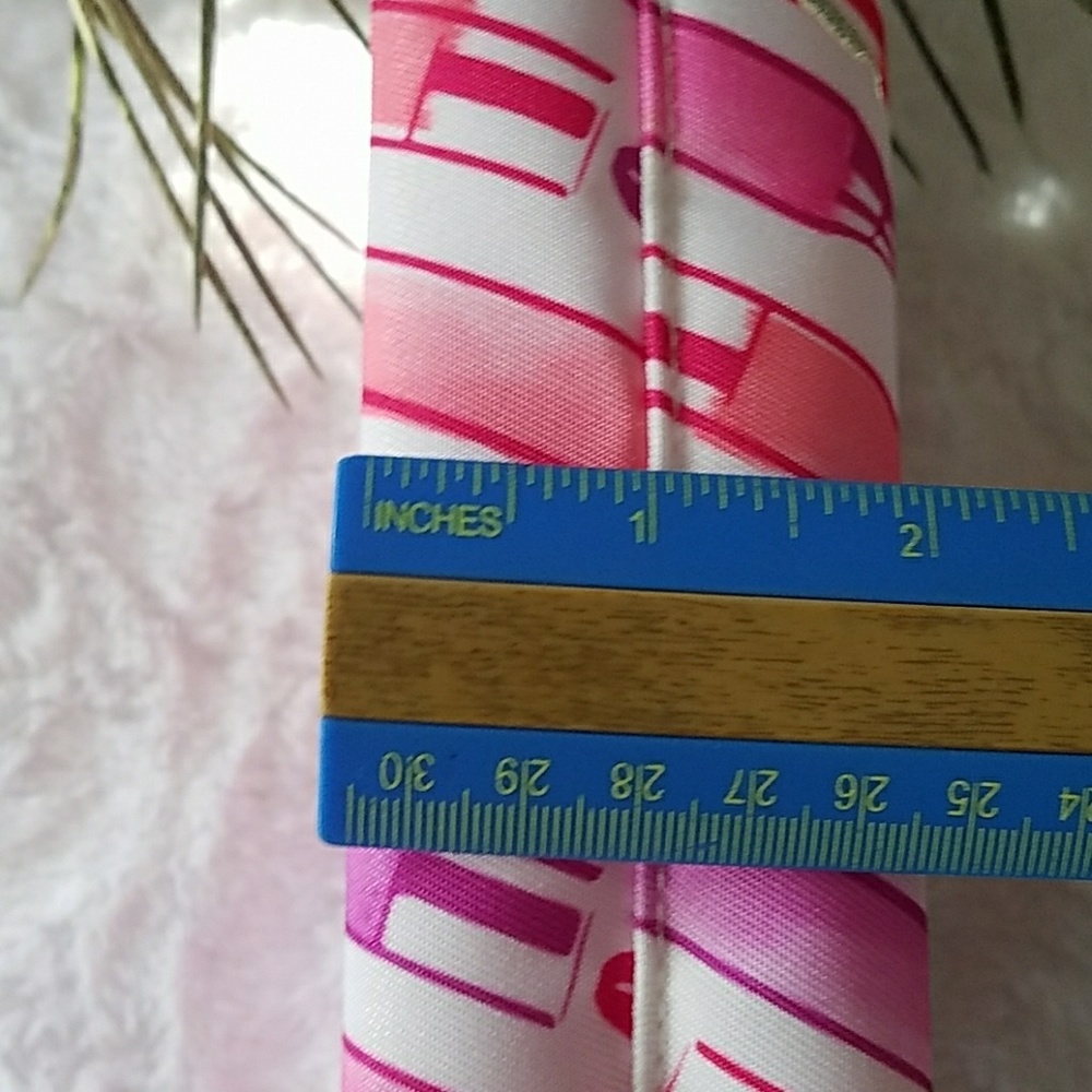 💥SEE NEW LISTING💥 Cosmetic Case NWOT - Picture 6 of 8